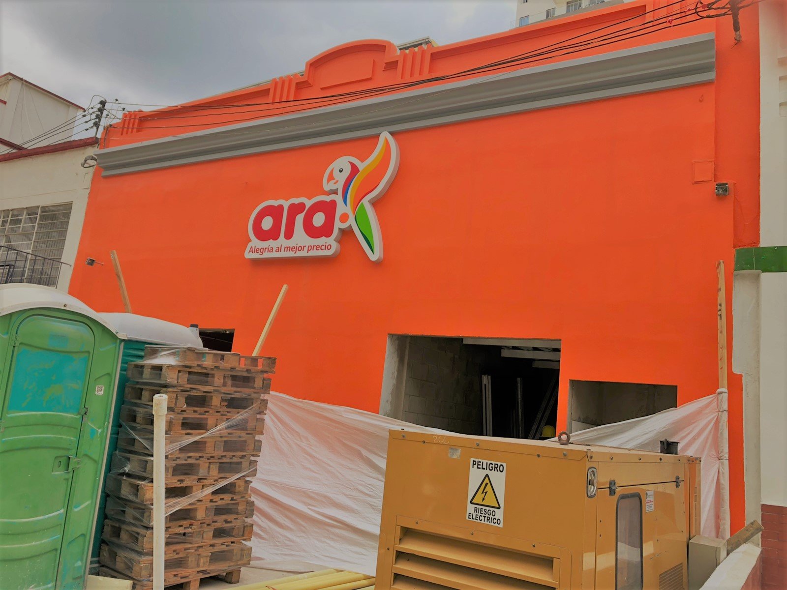 Ara Bucaramanga Parque Bolivar